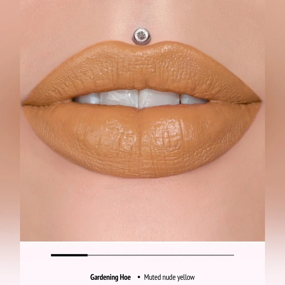 Jeffree Star Velvet Trap  Lipstick in GardeningHoe NIB